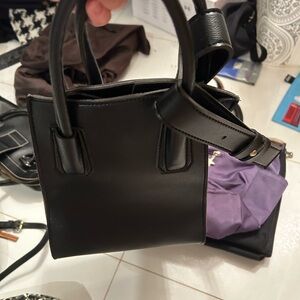 Korean style- generous space, Elegant Black Handbag